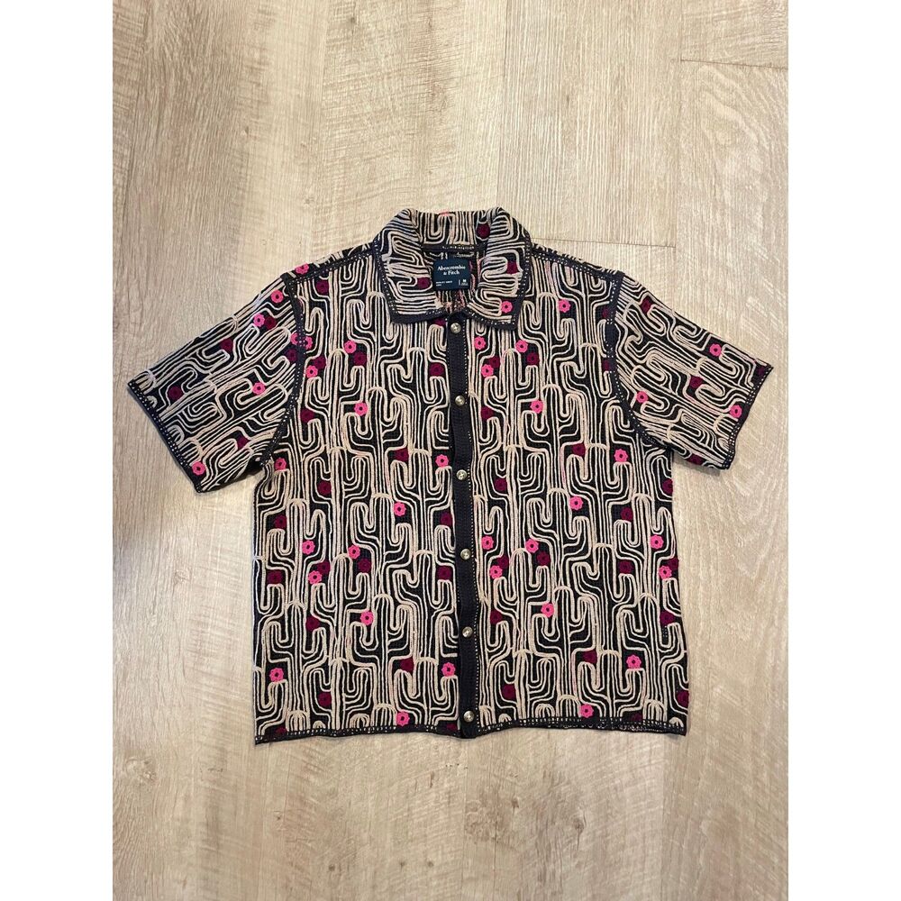 Abercrombie cactus crochet shirt, size M